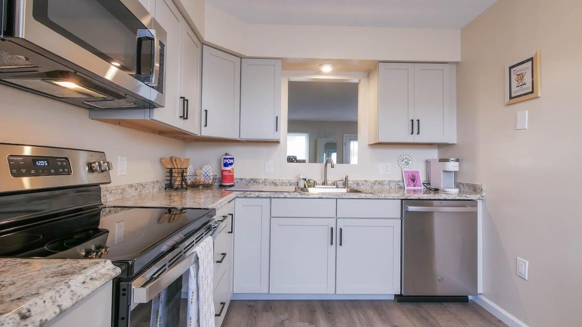 Stylish Beach Home - Quiet Neighborhood In Ac Атлантик Сити Экстерьер фото